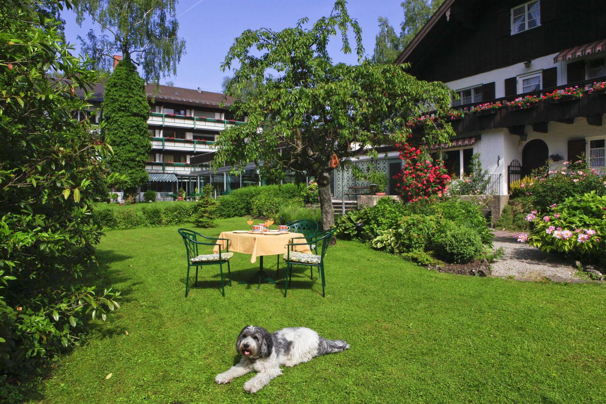 Garden-Hotel Reinhart Prien am Chiemsee Exterior foto